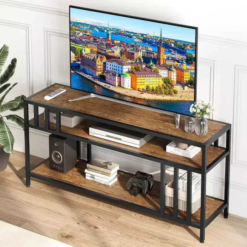 Meuble TV 65" pour téléviseurs jusqu'à 75", meuble de divertissement gris avec étagères de rangement ouvertes et support quadruple-tube